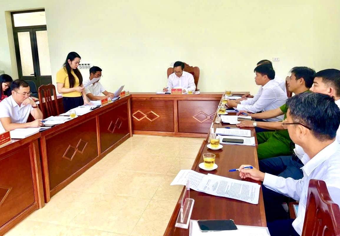 HỘI NGHỊ ỦY BAN NHÂN DÂN XÃ NGÀY 24/10/2025