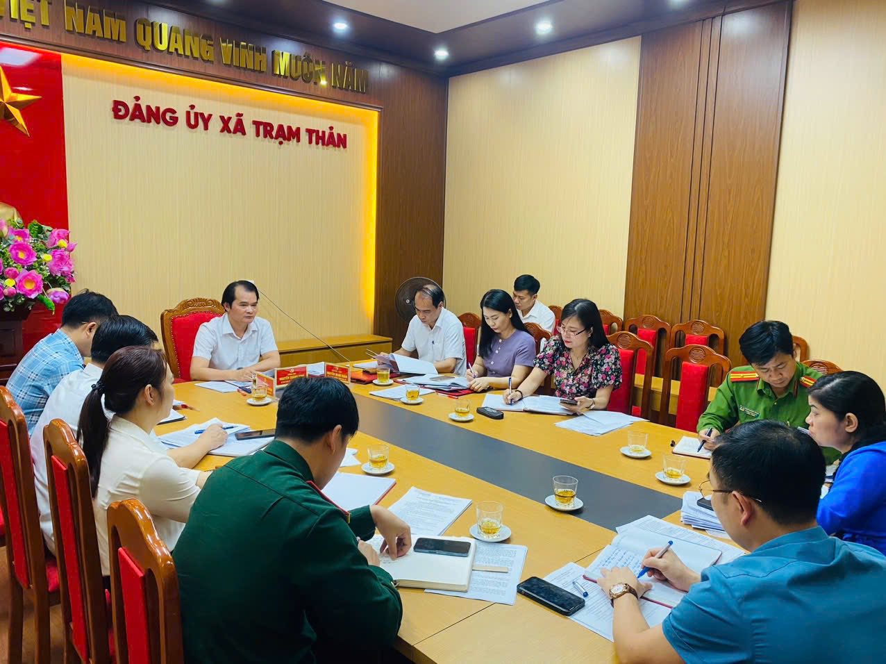 Thực hiện chương trình công tác năm 2026, Thường trực Đảng uỷ tổ chức hội nghị Ban Thường vụ nghe báo cáo và chỉ đạo các nội dung: