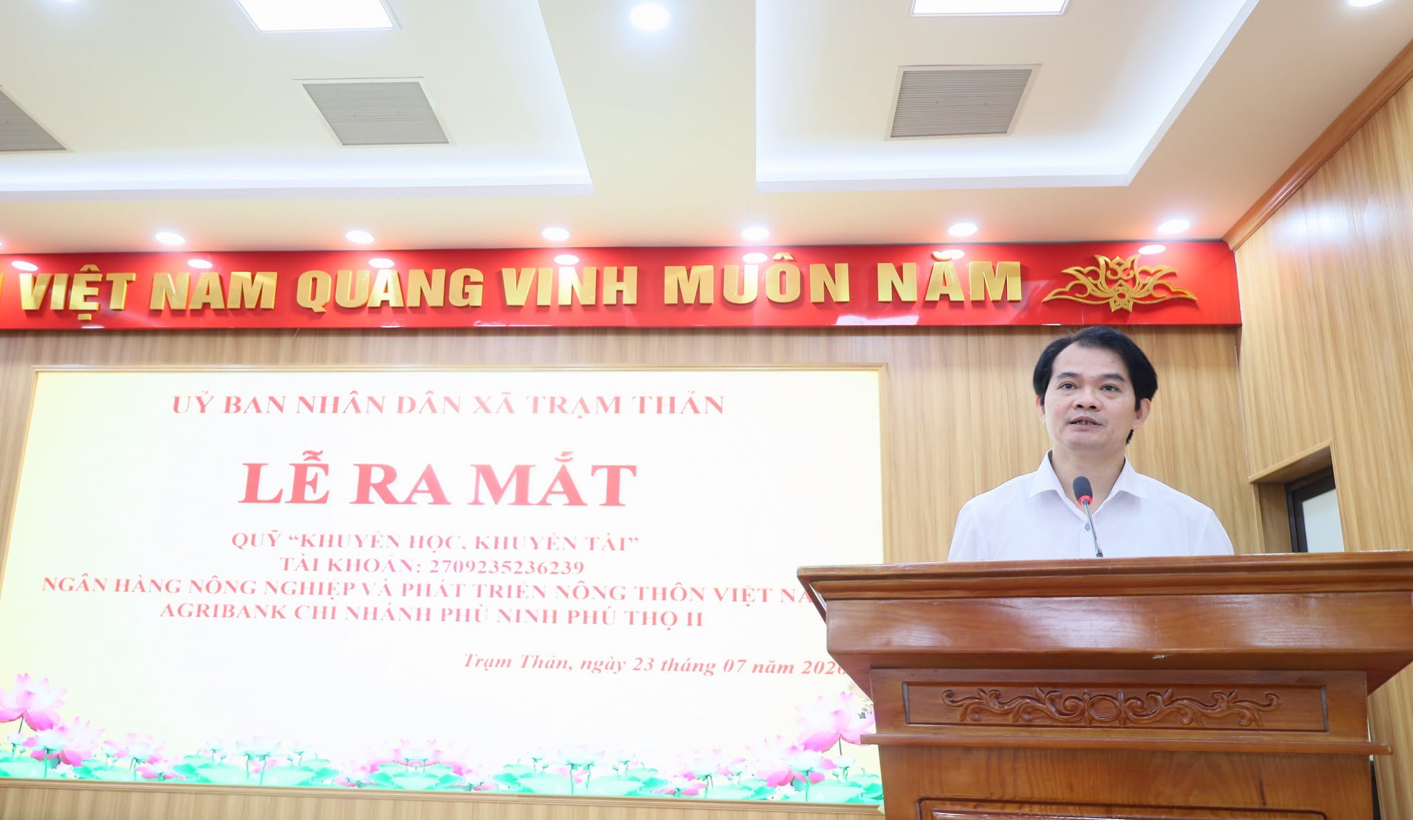 LỄ RA MẮT QUỸ KHUYẾN HỌC KHUYẾN TÀI XÃ TRẠM THẢN