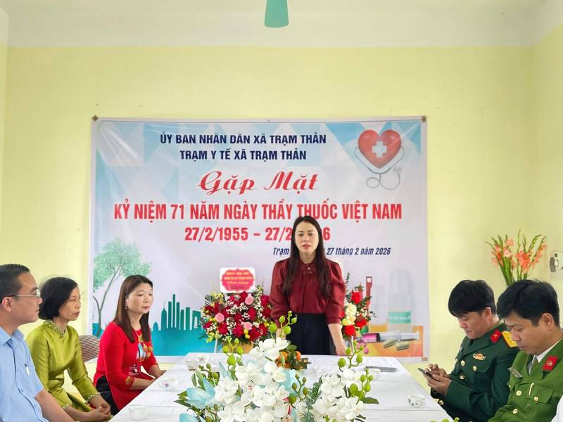 LÃNH ĐẠO XÃ TRẠM THẢN CHÚC MỪNG TRẠM Y TẾ XÃ NHÂN KỶ NIỆM 71 NĂM NGÀY THẦY THUỐC VIỆT NAM (27/02/1955 – 27/02/2026)