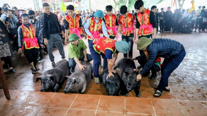 NÉT ĐẸP VĂN HÓA LỄ HỘI GIEO CẦU ĐỀN LÀNG THÁI TỐ.