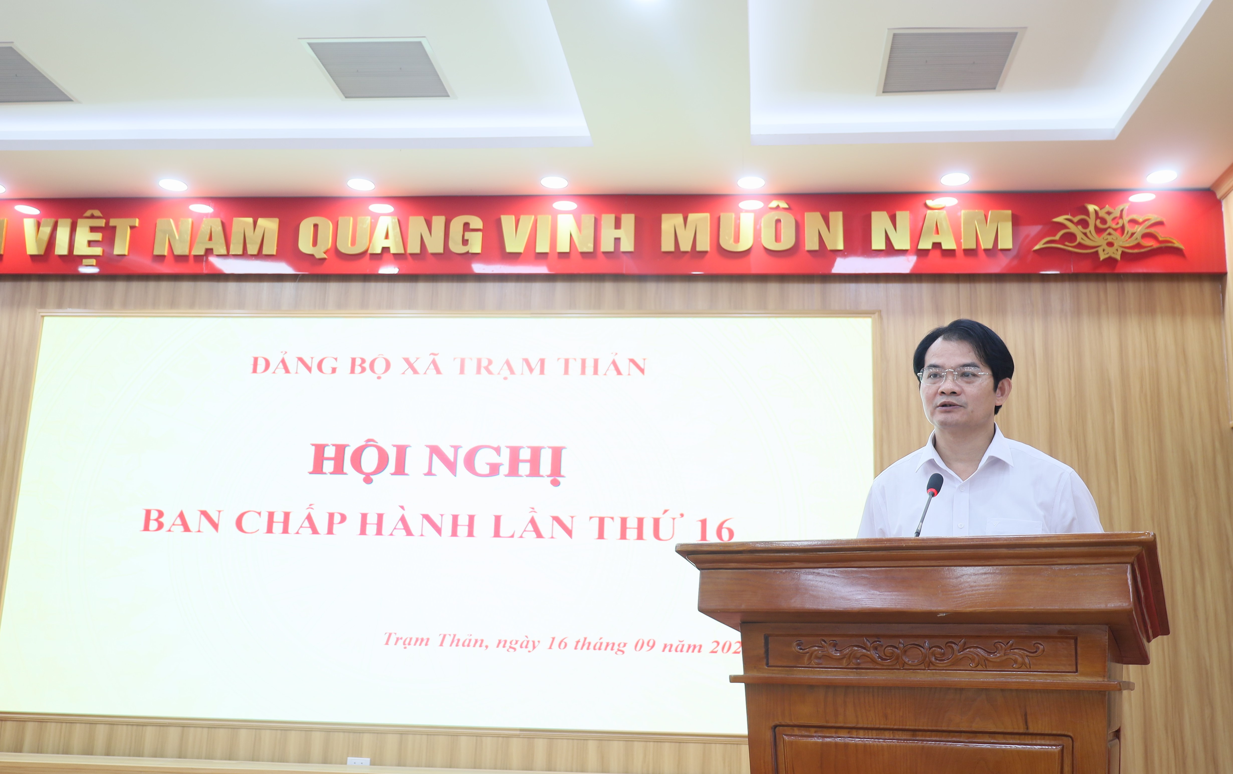 HỘI NGHỊ BAN CHẤP HÀNH ĐẢNG BỘ XÃ TRẠM THẢN LẦN THỨ 16