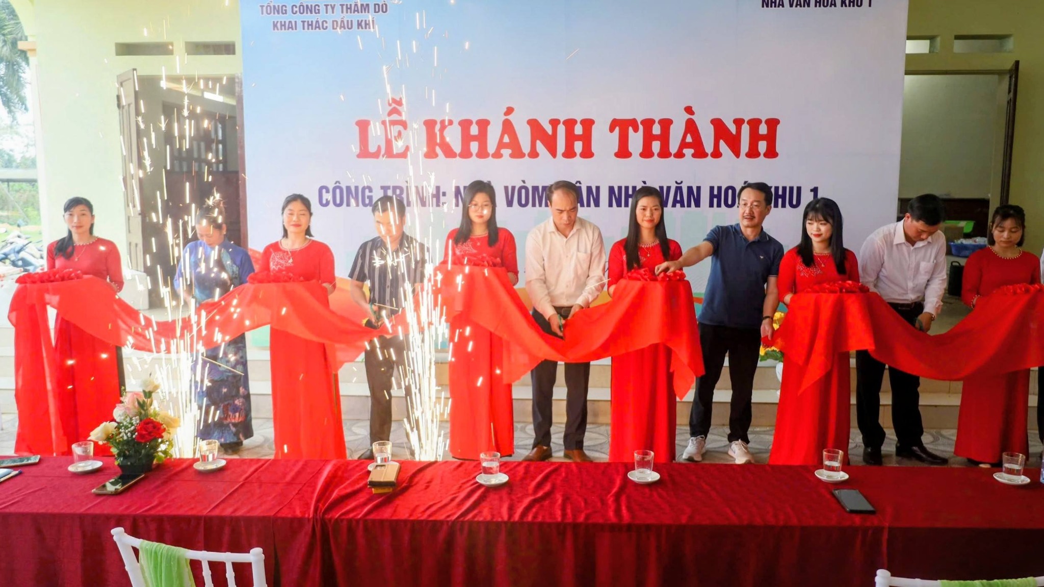 KHÁNH THÀNH NHÀ VÒM SÂN NHÀ VĂN HÓA KHU 1 – TRẠM THẢN CŨ