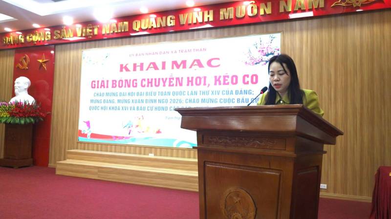 SÔI NỔI GIẢI BÓNG CHUYỀN HƠI, KÉO CO XÃ TRẠM THẢN